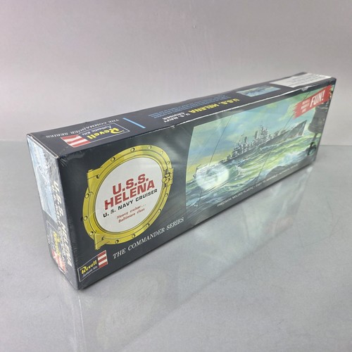 Revell H-370 1:483 USS Helena Navy Cruiser Baltimore Model Kit Commander SEALED - Picture 8 of 8