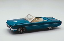 1966 Ford Thunderbird-Top down...Thelma & Louise.....Greenlight Hollywood..1:64.