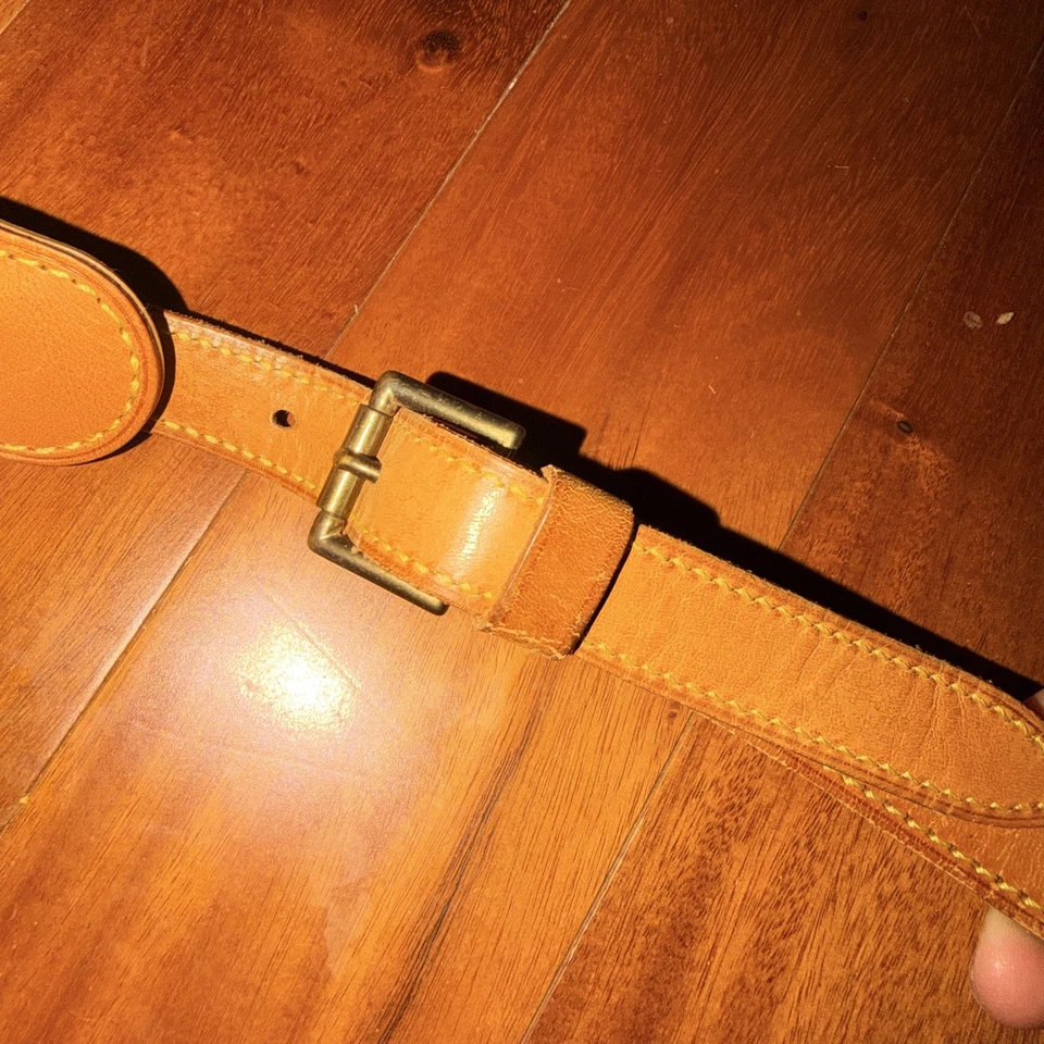 Louis Vuitton Vachetta ремень, подушечка сверла. Регулируемый размер около 55,5 дюйма. Подлинный - Изображение 4 из 4