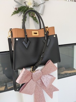 Louis Vuitton On My Side  MM Schwarz mit Rechnung