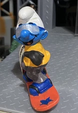 Vintage 1997 Schleich Smurfs Snowboarder Smurf  PVC Figure 20452