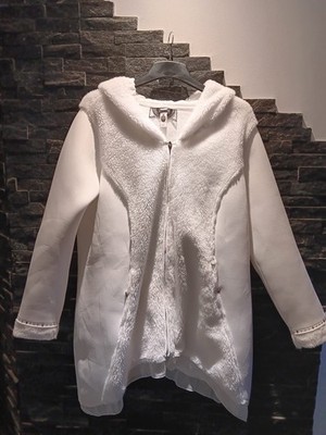 Dame Jacke Tredy Gr. 48 mit Spitze Neu Ohne Etikett Top Zustand Weiß