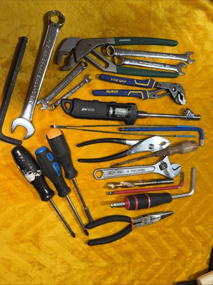 #ad Large Lot Of Hand Tools Irwin Pliars Masterforce Wrenches Screwdrivers $32.99