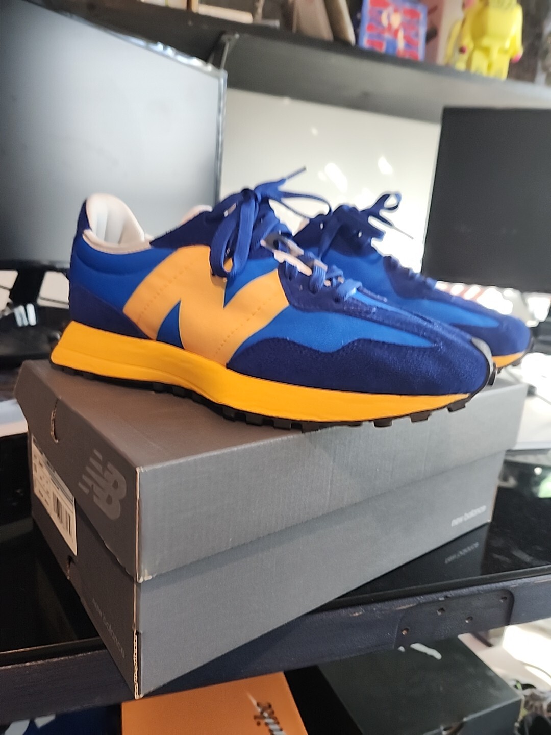 Size 10 - New Balance 327 Marine Blue Yellow