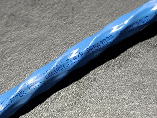 Belden 10GX12 23/4P 625MHz Cat6A Enhanced U/UTP Networking Cable CMR Blue /50ft - Picture 6 of 10