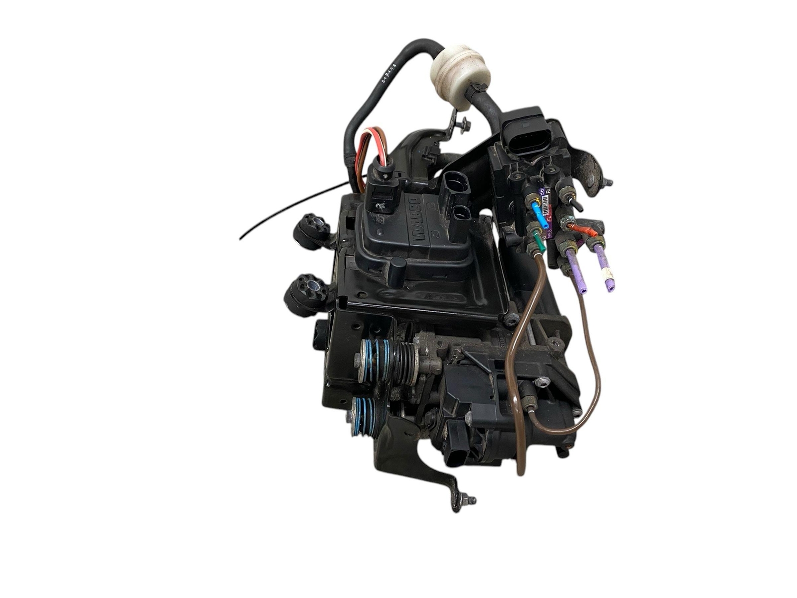 2016-2020 BENTLEY BENTAYGA AIR RIDE SUSP COMPRESSOR W/ AIR CONTROL VALVE BLOCK