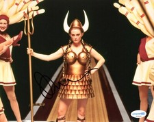 Julianne Moore Sexy Autographed Signed 8x10 Photo ACOA Julianne Moore Sexy Autographed Signed 8x10 Photo ACOA