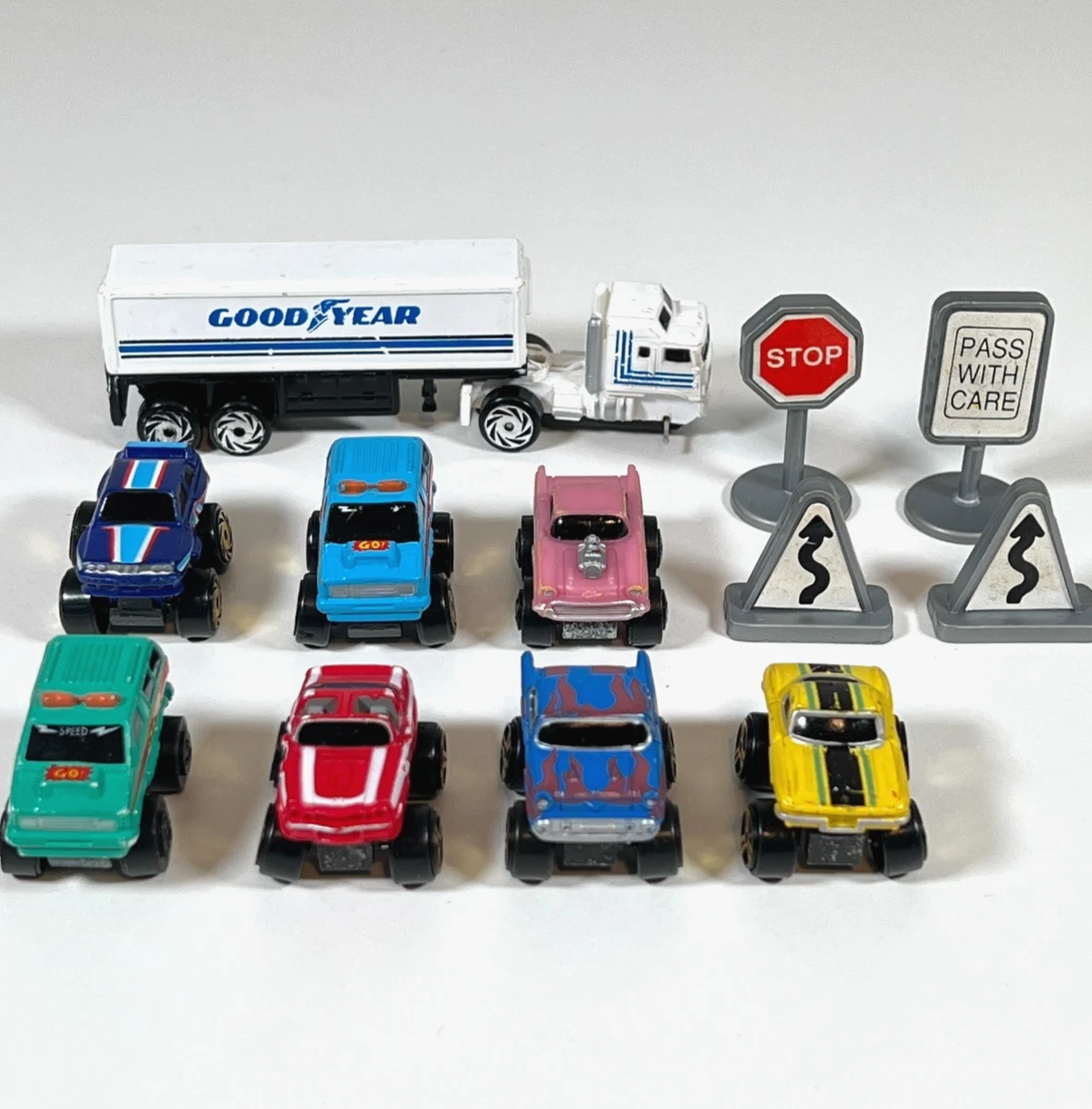 Lot 19 Roadchamps Voitures Camions Avions..Style Micro Machines