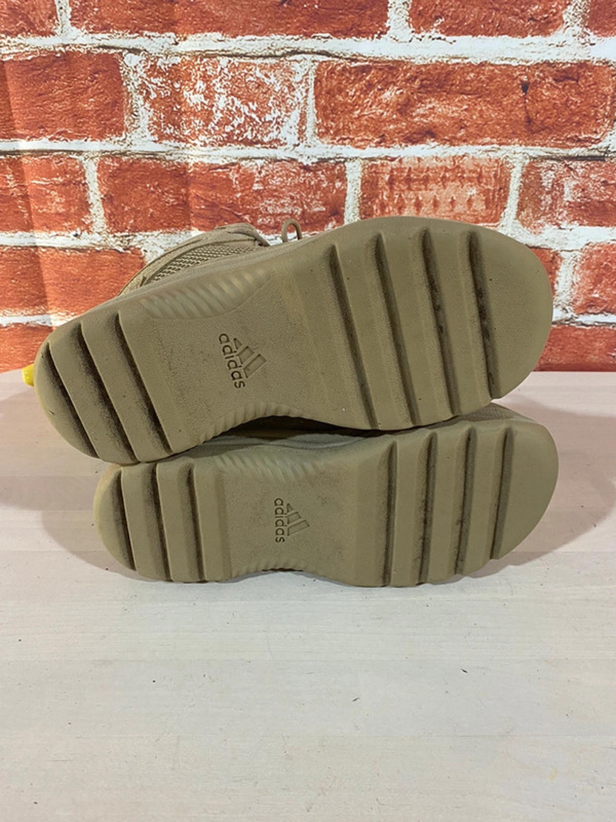 Boys adidas Yeezy Desert Boot Rock beige trainers uk 3 eu 36 image 5