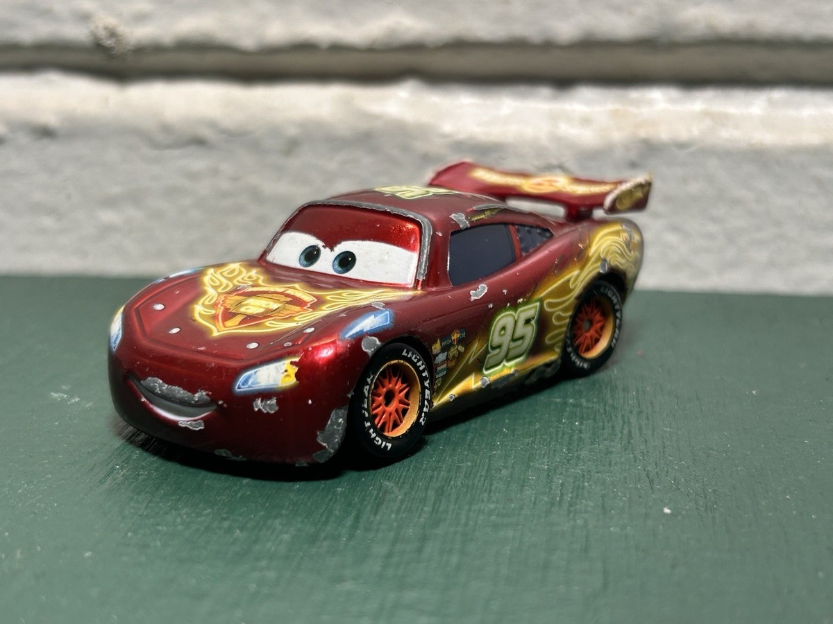 Disney Pixar Cars Lightning McQueen Piston Cup 1:55 Diecast Toys