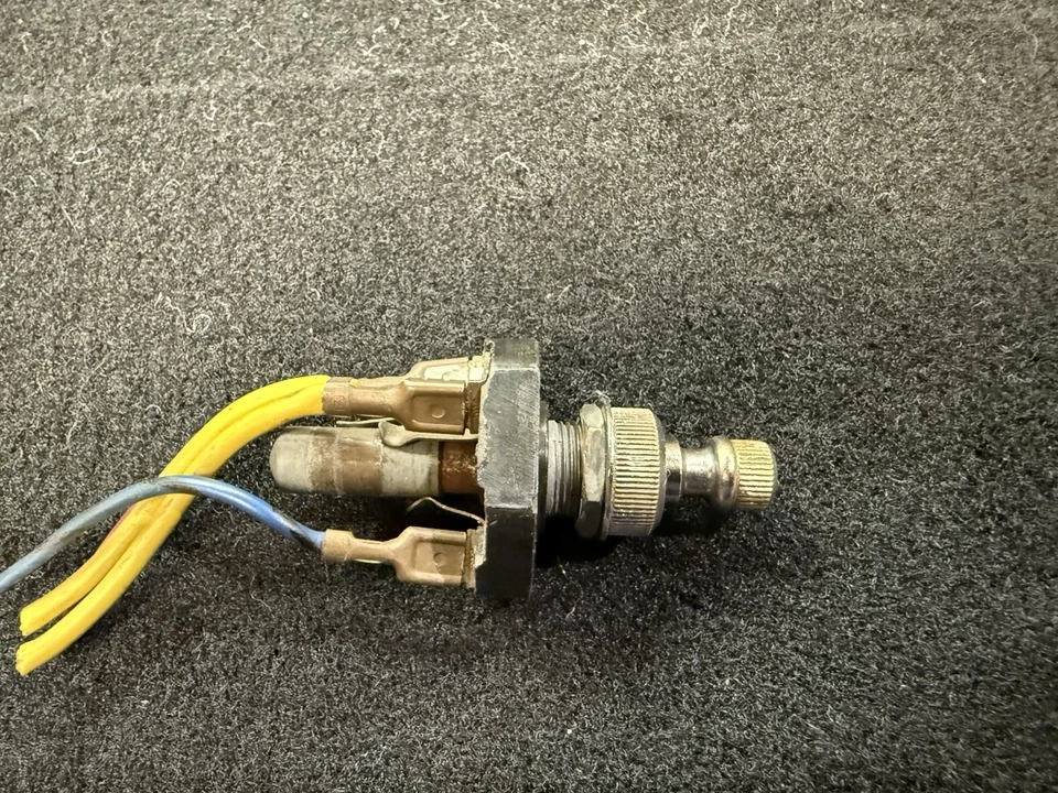 Переключатель фар начала 1960-х — возможно, Lancia Flaminia. - Изображение 2 из 4