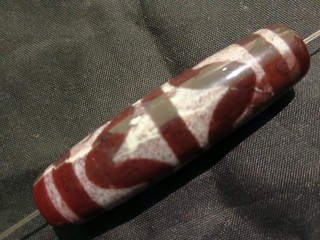Lovely Rare Tibetan Natural Old Agate Dzi Tiger's Teeth Bead SS058