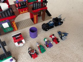 LEGO DC Comics Super Heroes: Dynamic Duo Funhouse Escape (6857) 100% Complete