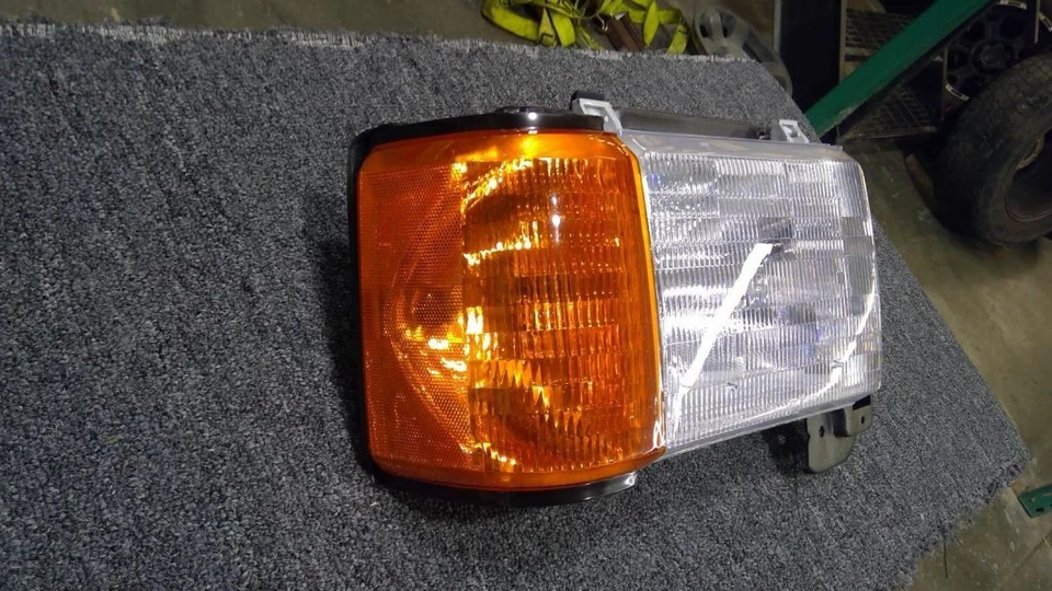 Passenger Right Headlight Without Chrome Trim Fits 87-91 BRONCO 605444 Foto 2 de 4