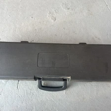 New Cen-Tech 16" Laser Level with Swivel Head Tripod System Model 90980