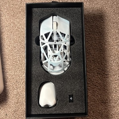 WLMOUSE Beast X Wireless Gaming Maus MPRO-Celadon-O