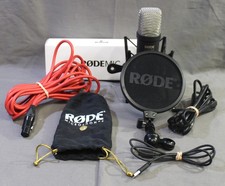 Rode NT1 5th Generation Condenser Microphone With SM6 Shockmount And Pop Filter