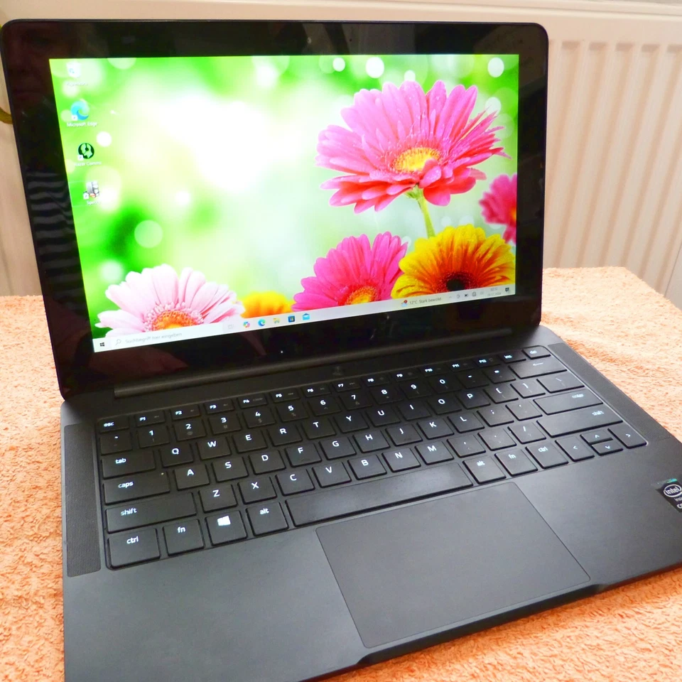 Razer Blade Stealth METALL ULTRABOOK l 13 Zoll QHD TOUCH l Windows 10 QWERTY l2 - Bild 2 von 4