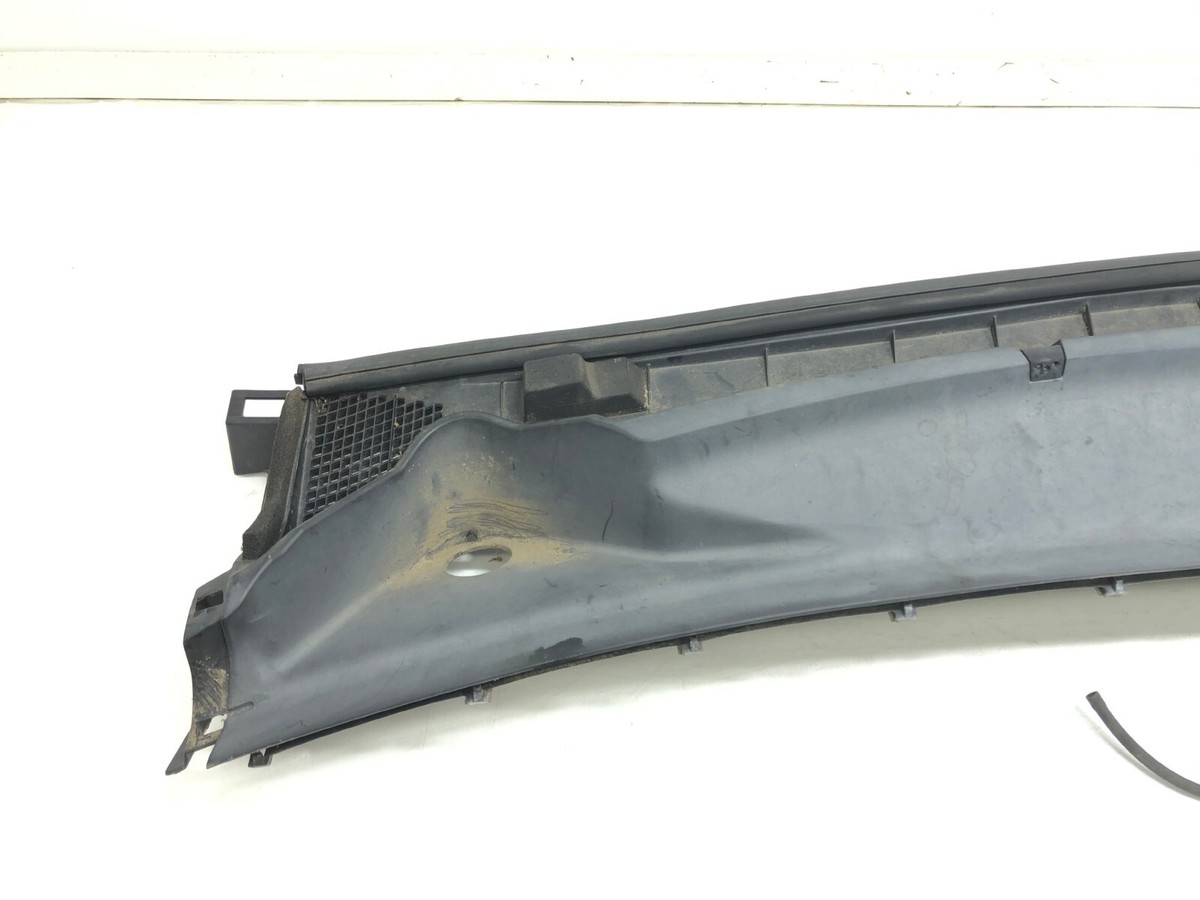 Infiniti Qx56 Qx80 Cowl Top Grille Cover 66862-1la0a 2011-2019 OEM