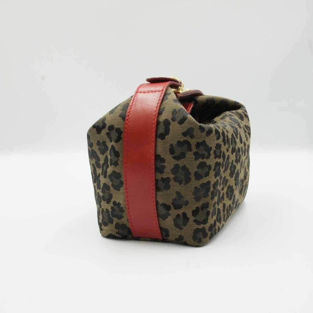 Excellent Condition FENDI Leopard Pattern Pouch H… - image 4