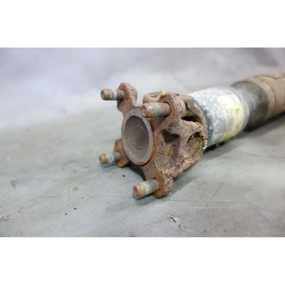 BMW E30 325ix 1988-1991 AWD eje de transmisión trasero/eje de hélice junta en U OEM Foto 2 de 4