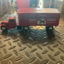 ERTL Anheuser-Busch 1941 Tractor Trailer Clydesdales Bank Die Cast Is Damaged