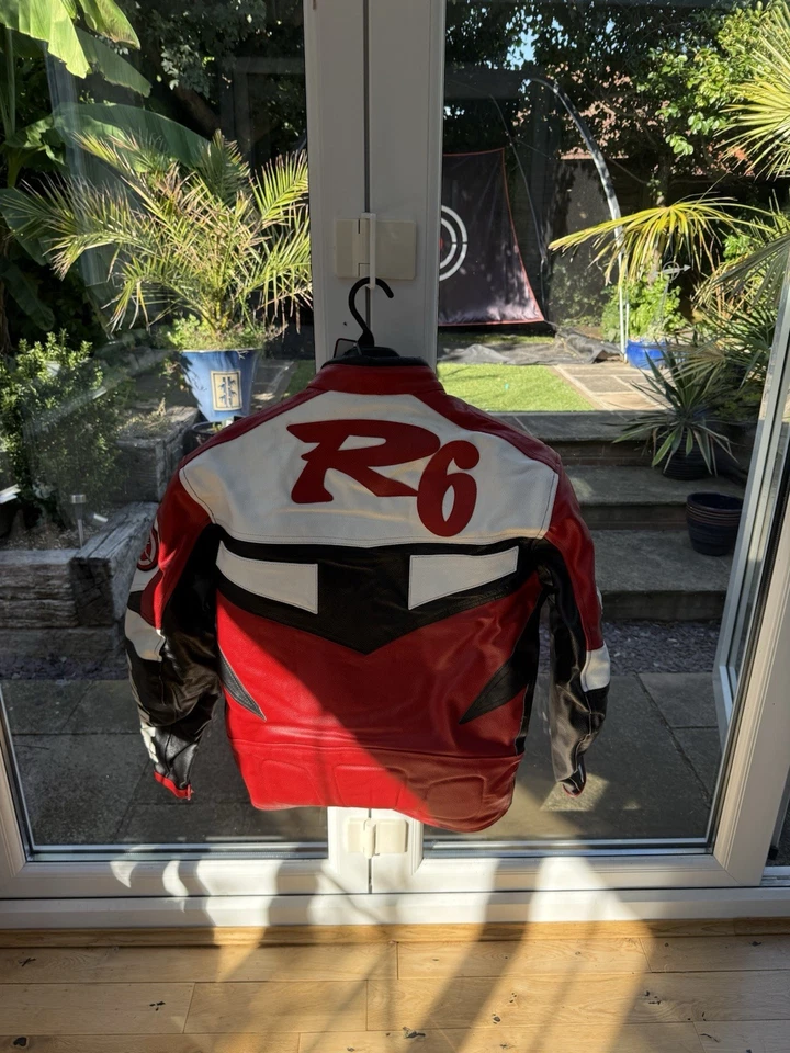 Yamaha R6 motorcycle leather racing suit (two-piece). Men’s - Image 2 of 4