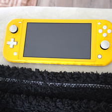 Nintendo Switch Lite Yellow Handheld Console 32GB 720p Region Free USB-C