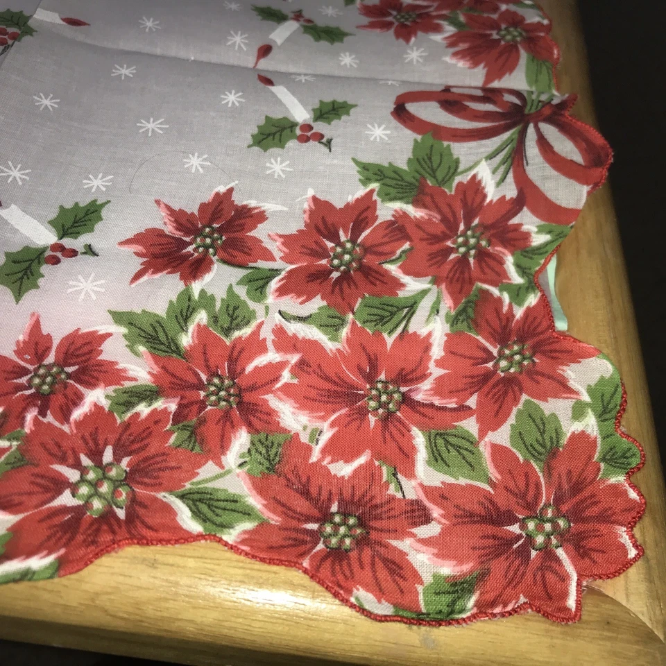 Pañuelo vintage navideño flor de pascua y velas borde festoneado Foto 4 de 4