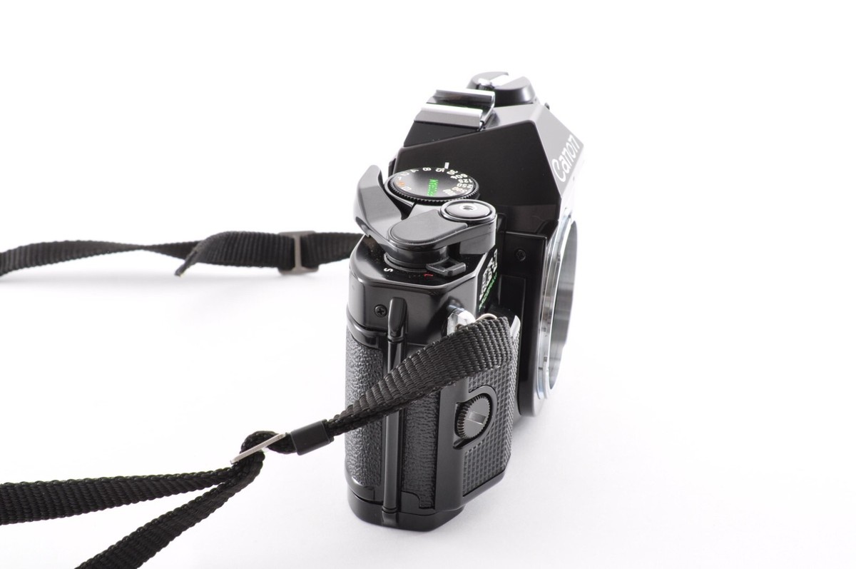 Canon AE-1 Program Black / Lens New FD 50mm f/1.4 Excellent