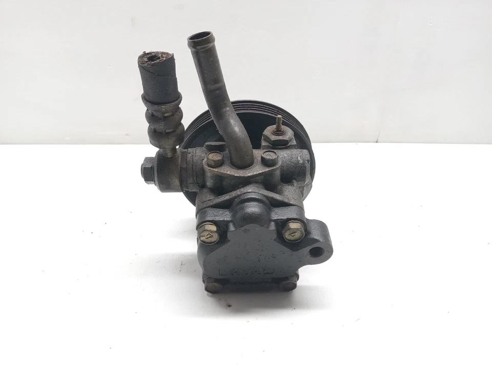 Chevrolet Geo Metro 1995-1997 bomba de dirección asistida OEM, 553-56896 Foto 4 de 4