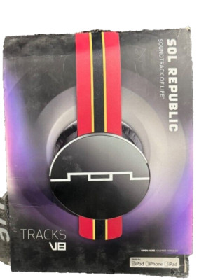 Sol Republic Tracks V8 Wired Headphones Interchangeable Band - Germany - RETAIL
