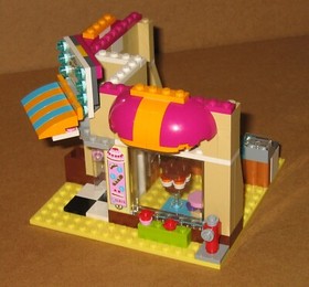 41006 LEGO Friends Downtown Bakery &ndash; 100% Complete w Instructions EX COND 2013