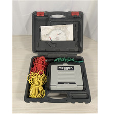 Megger DET3TD Digital Earth Ground Resistance Tester Kit w/ Leads Case