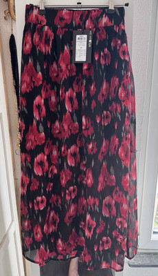ONLY Damen Midi-Plissee-Rock A-Linie Blumenmuster Schwarz/Rot XS