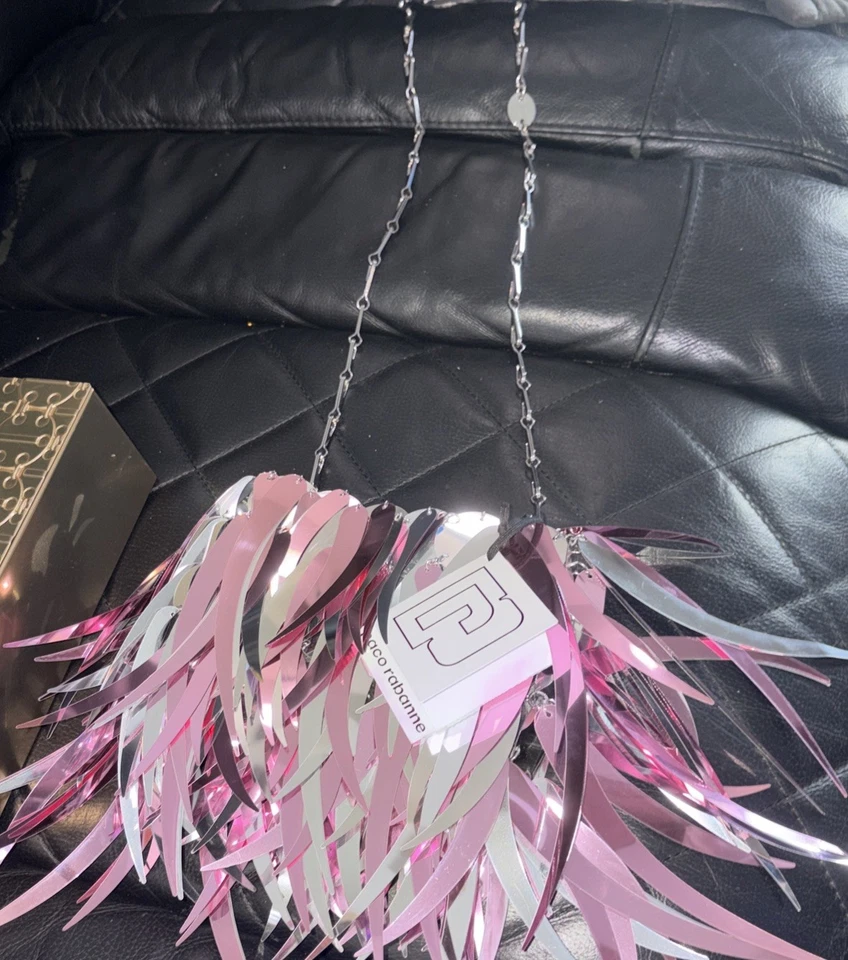 Paco Rabanne Micro Silver/Pink Purse (Rare) please look purse up  - Image 4 of 4