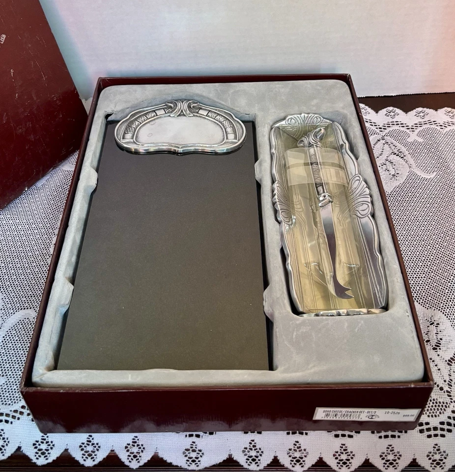 Conjunto de bandeja e faca Arthur Court 2005 tábua de queijo mármore assinado com caixa - Imagem 3 de 4