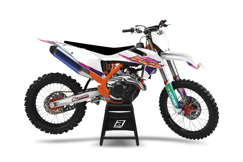 Kit déco BLACKBIRD Retro KTM EXC pour masquer les rayures des plastiques