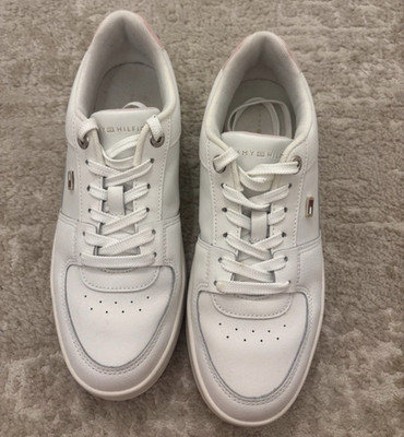 Tommy Hilfiger Flag Basket Low Top Sneaker Leder Weiß/Rosa EU 39 Schnürung