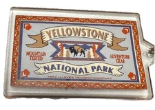 Vintage Yellowstone National Park Buffalo Nature Outdoors Wildlife Keychain