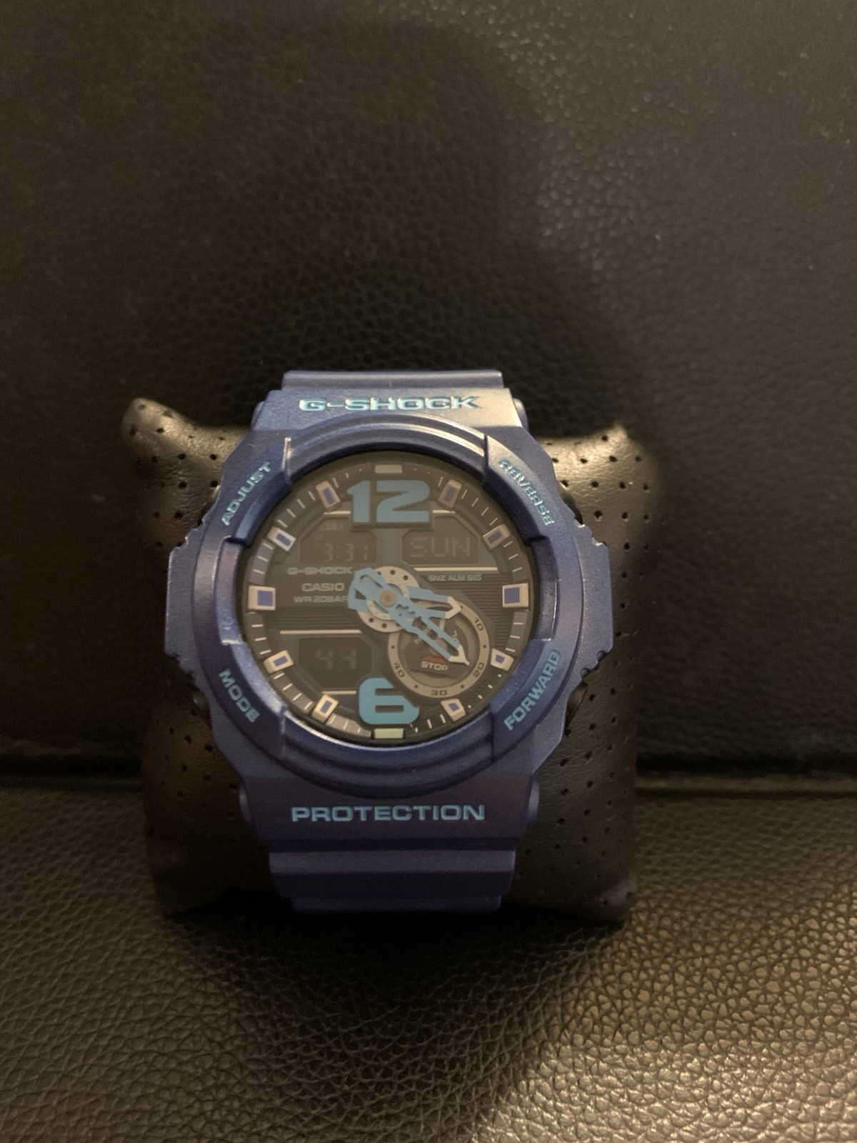 Picture 4 of 9