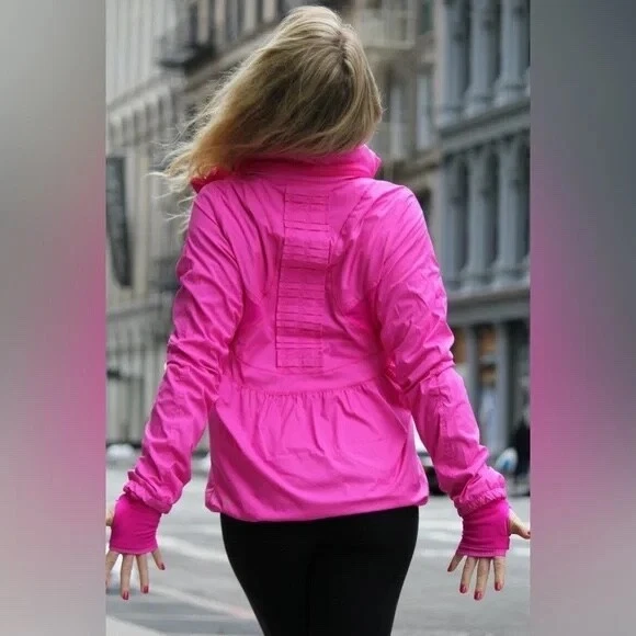 Lululemon run hustle jacket sales