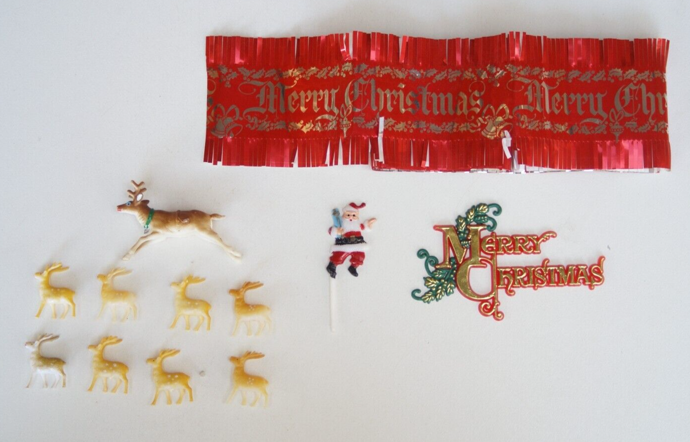VINTAGE CHRISTMAS CAKE DECORATIONS TINSEL REINDEER CAKE TOPPERS eBay