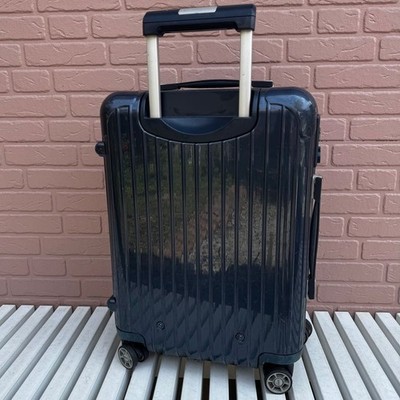 Rimowa Salsa Deluxe Hybrid 31L Black 4-wheels Carry Case Suitcase
