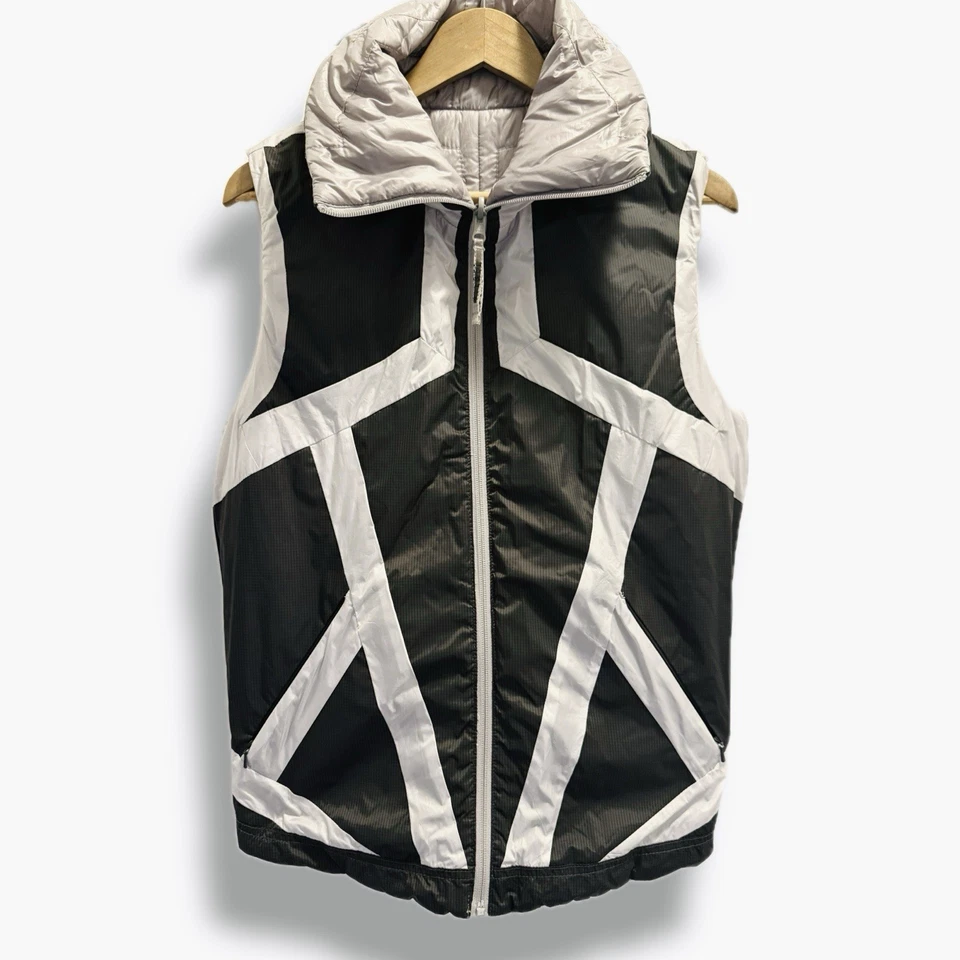 Chaleco acolchado reversible Diesel negro dorado para hombre talla S gris/negro capucha escondida Foto 3 de 4