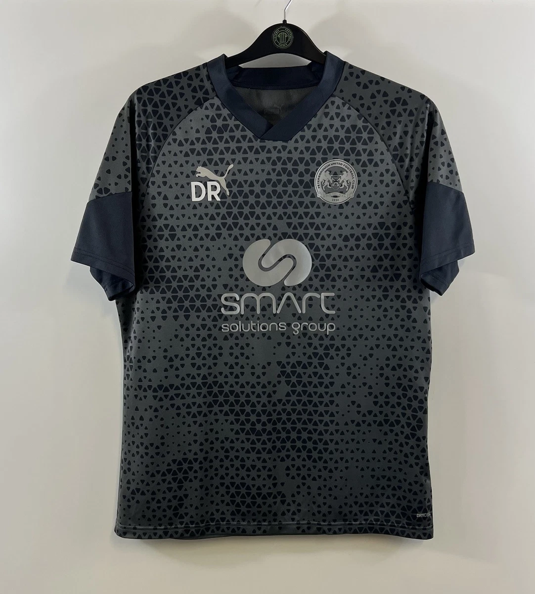 Sortie du troisième maillot de Peterborough United 24-25 - Miami Vice