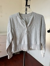 Vuori Women s Laguna Henley-Gray-size XS