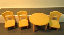 Calico Critters Sylvanian Families Round Dining Table & 3 Chairs Tan