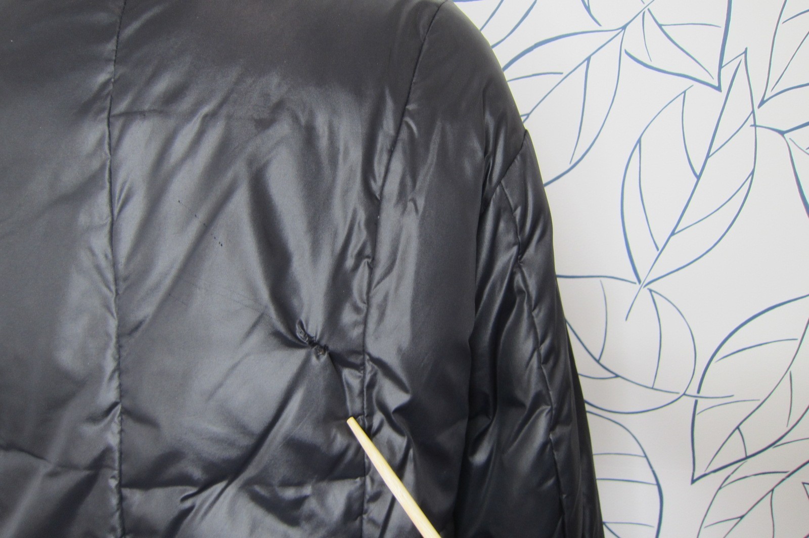 GAP ColdControl Short Puffer Down Jacket Women's … - image 6