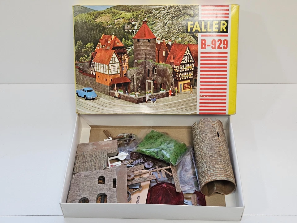 Faller B-929 Stork Tower *** New Original Packaging *** - Image 2 of 4